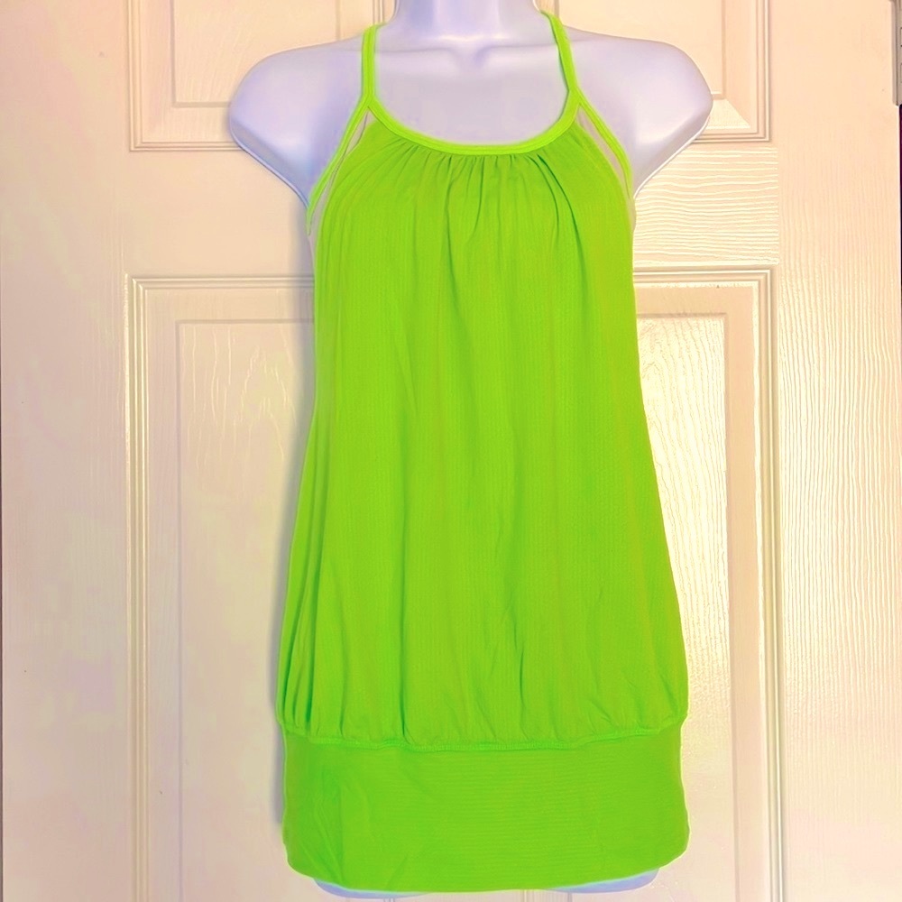 LULULEMON No Limits Tank l Size:4 l Neon Green w/ White Sports Bra